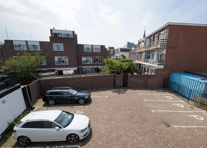 Apartahotel & Bella Vista 3*