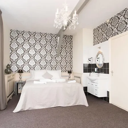 & Bella Vista Апарт-отель