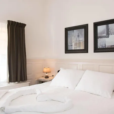 & Bella Vista Апарт-отель 3*