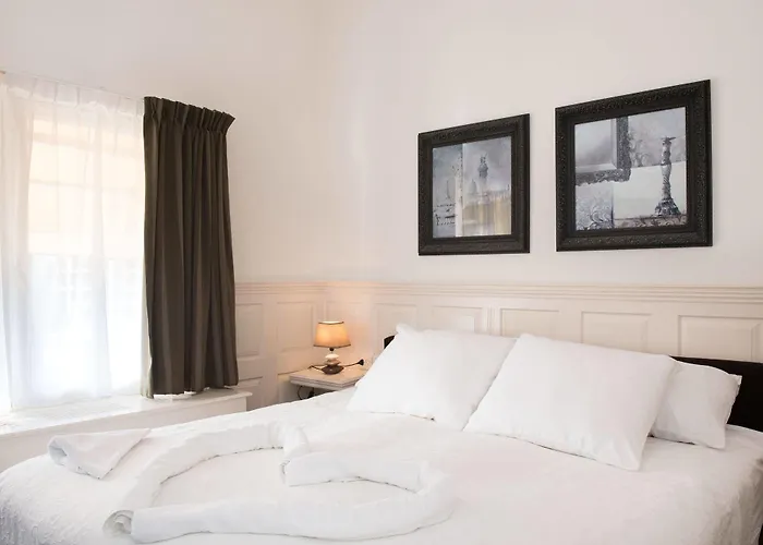 & Bella Vista Aparthotel 3*